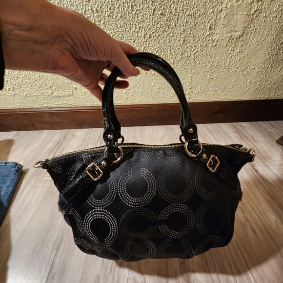 Like New Coach Dotted Madison 2Way Shoulder Bag c - Picture 3 of 16